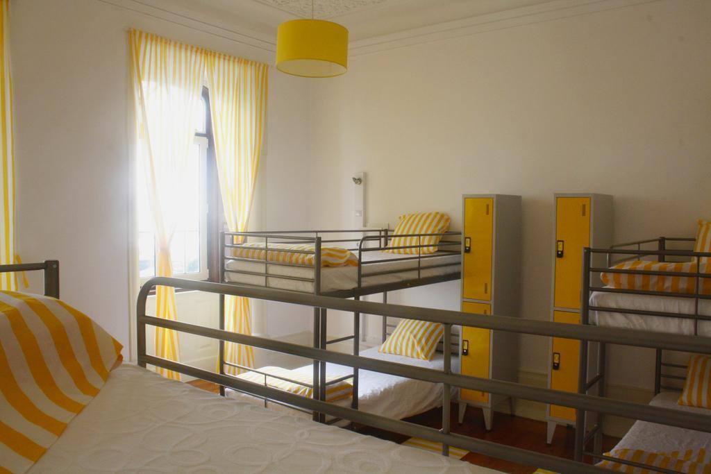 פיגואיירה דה פוז Hostel 402 חדר תמונה